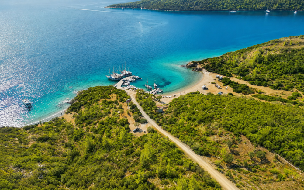 Kargıcak Bay is among the hidden bays of Bodrum that remain off the radar — a quiet, unspoiled stretch of coastline where the Aegean reveals itself at its most natural.
